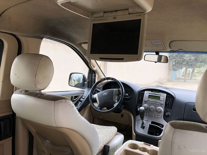 Hyundai H-1 2012, 500,000 km - 2.5 l - Bakı