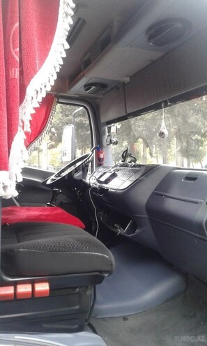 Mercedes Atego 815 2000, 250,000 km - 4.3 l - Bakı