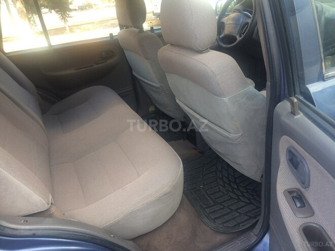 Kia Sportage 2001, 129,041 km - 2.0 l - Sumqayıt