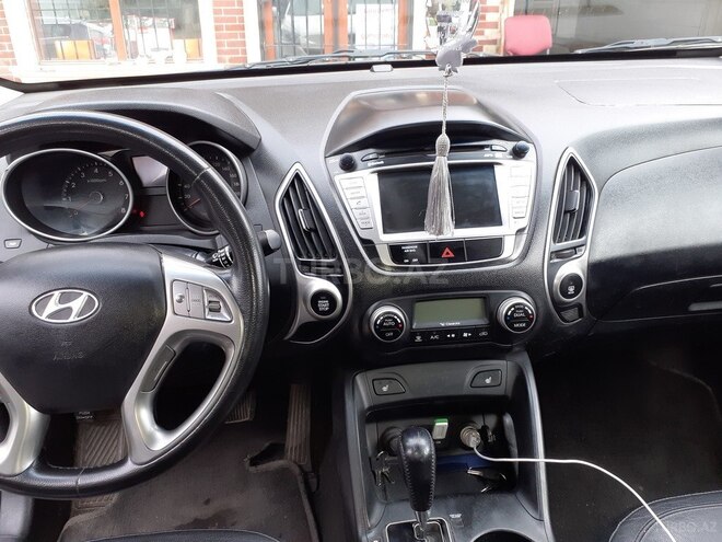 Hyundai ix35 2011, 142,000 km - 2.4 l - Bakı