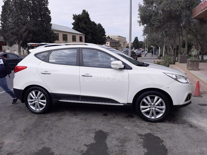 Hyundai ix35 2011, 142,000 km - 2.4 l - Bakı