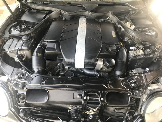 Mercedes C 320 2002, 320,000 km - 3.2 l - Bakı