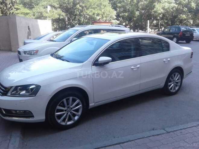 Volkswagen Passat 2011, 162,000 km - 1.8 л - Bakı