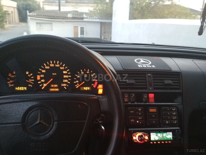 Mercedes C 220 1994, 202,998 km - 2.2 л - Bakı