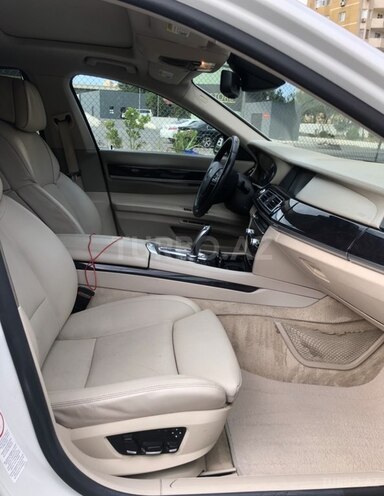 BMW 750 2009, 168,000 km - 4.4 l - Bakı