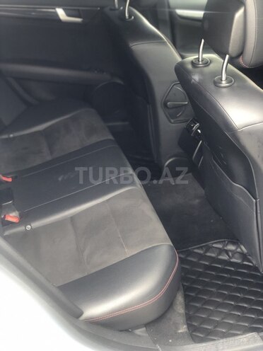 Mercedes C 180 2013, 88,500 km - 1.6 l - Bakı