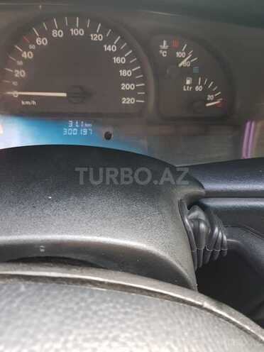 Opel Vectra 1996, 300,000 km - 1.6 l - Bakı