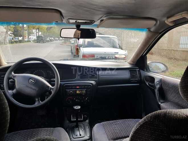 Opel Vectra 1996, 300,000 km - 1.6 l - Bakı