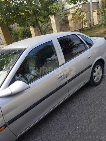 Opel Vectra 1996, 300,000 km - 1.6 l - Bakı