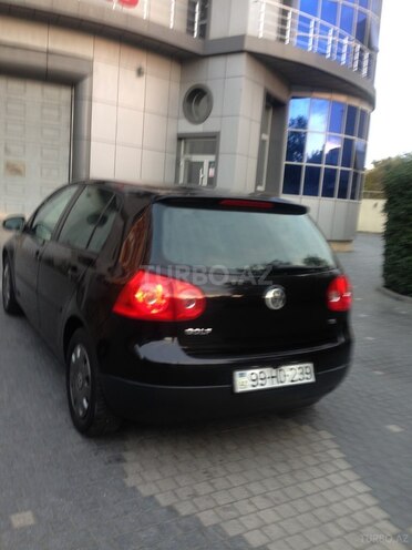 Volkswagen Golf 2005, 200,000 km - 1.6 l - Bakı