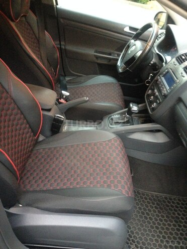 Volkswagen Golf 2005, 200,000 km - 1.6 l - Bakı
