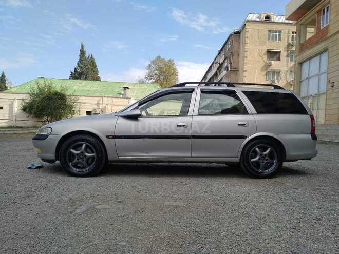 Opel Vectra 1997, 280,000 km - 2.0 л - Gəncə