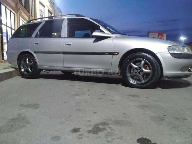 Opel Vectra 1997, 280,000 km - 2.0 л - Gəncə