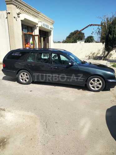 Mercedes E 240 2000, 377,739 km - 2.4 л - Bakı