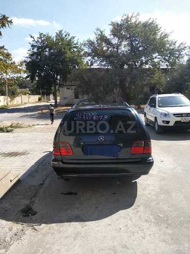 Mercedes E 240 2000, 377,739 km - 2.4 л - Bakı