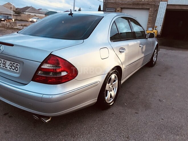 Mercedes E 320 2003, 254,000 km - 3.2 l - Bakı
