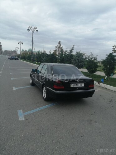 Mercedes C 200 1998, 432,000 km - 2.2 l - Sumqayıt
