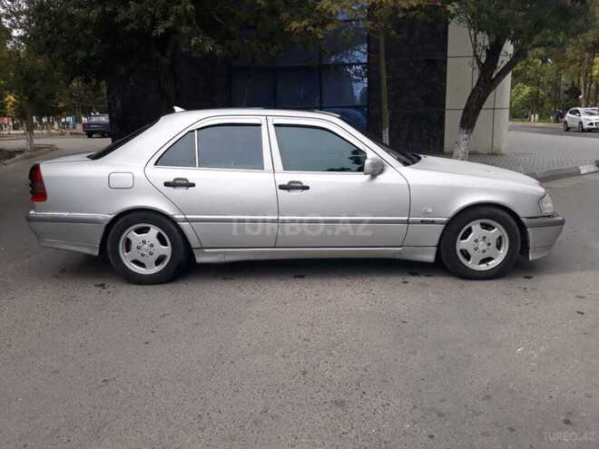 Mercedes C 250 1996, 270,000 km - 2.5 l - Sumqayıt