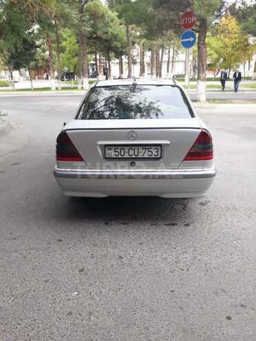 Mercedes C 250 1996, 270,000 km - 2.5 l - Sumqayıt