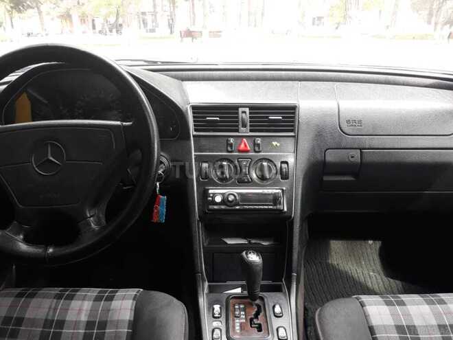Mercedes C 250 1996, 270,000 km - 2.5 l - Sumqayıt