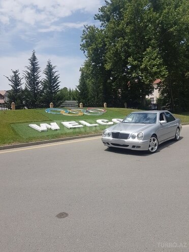 Mercedes E 240 2000, 201,200 km - 2.4 l - Yevlax