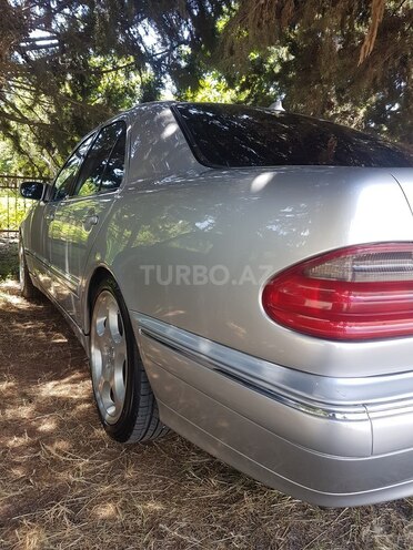 Mercedes E 240 2000, 201,200 km - 2.4 l - Yevlax