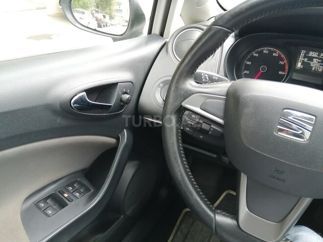 SEAT Ibiza 2014, 77,000 km - 1.6 l - Bakı