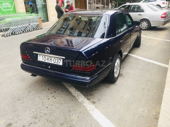 Mercedes E 280 1995, 324,000 km - 2.8 l - Bakı