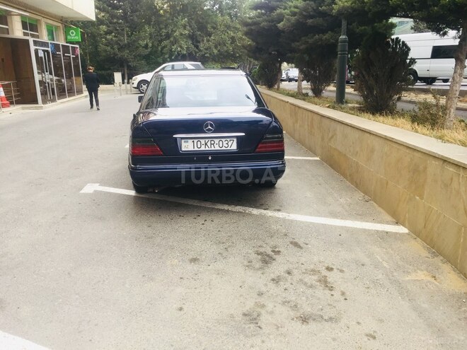 Mercedes E 280 1995, 324,000 km - 2.8 l - Bakı