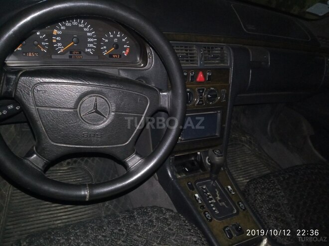 Mercedes E 230 1997, 317,319 km - 2.3 l - Bakı