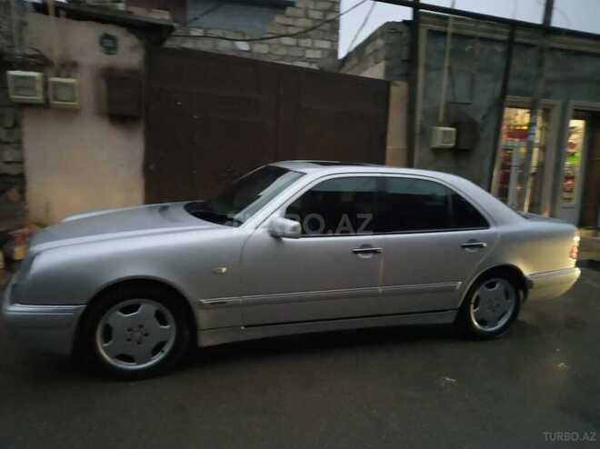 Mercedes E 230 1997, 317,319 km - 2.3 l - Bakı