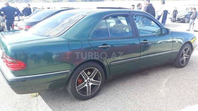 Mercedes E 240 1998, 304,724 km - 2.4 л - Bakı