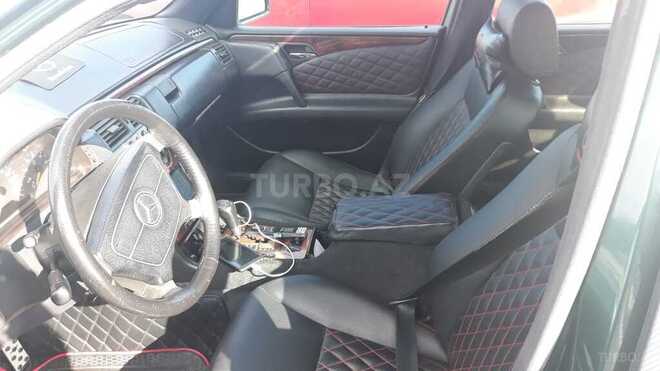 Mercedes E 240 1998, 304,724 km - 2.4 л - Bakı