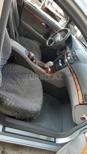 Mercedes E 220 2006, 335,000 km - 2.2 l - Bakı