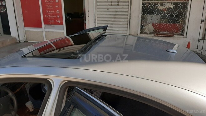 Mercedes E 220 2006, 335,000 km - 2.2 l - Bakı