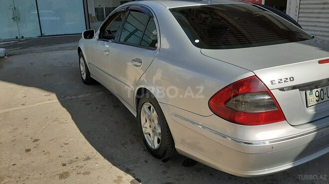 Mercedes E 220 2006, 335,000 km - 2.2 l - Bakı