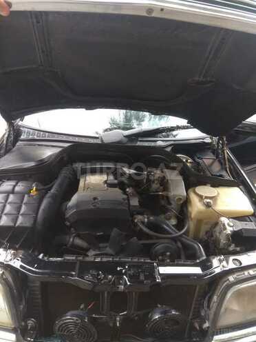 Mercedes C 180 1995, 256,000 km - 1.8 л - Xırdalan