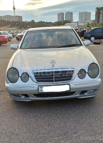 Mercedes E 270 2000, 550,000 km - 2.7 l - Bakı