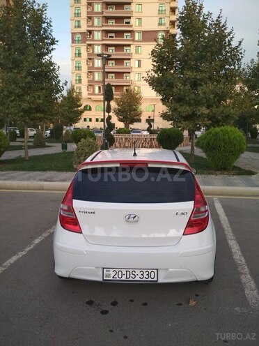 Hyundai i30 2011, 157,000 km - 1.6 л - Gəncə