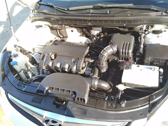 Hyundai i30 2011, 157,000 km - 1.6 л - Gəncə