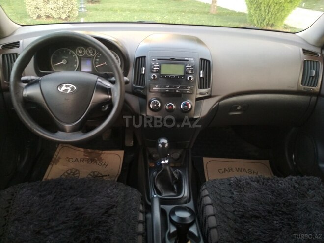 Hyundai i30 2011, 157,000 km - 1.6 л - Gəncə
