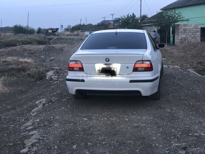 BMW 525 2003, 204,000 km - 2.5 l - Bakı