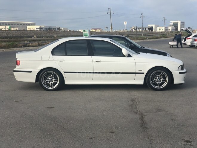 BMW 525 2003, 204,000 km - 2.5 l - Bakı