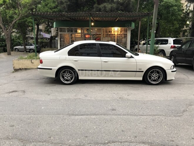 BMW 525 2003, 204,000 km - 2.5 l - Bakı
