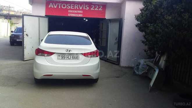 Hyundai Elantra 2011, 222,000 km - 1.8 l - Bakı