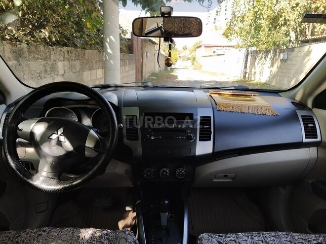 Mitsubishi Outlander 2007, 235,210 km - 2.4 л - İsmayıllı