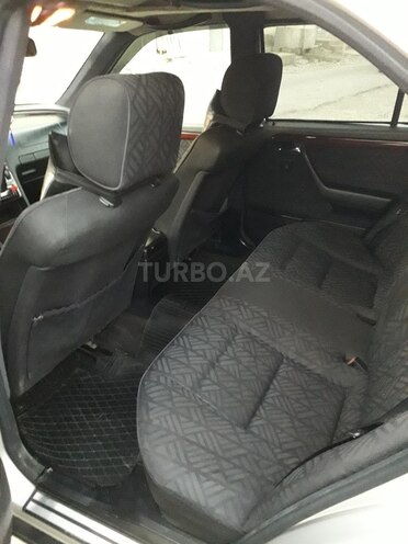Mercedes C 220 1996, 250,000 km - 2.2 l - Salyan