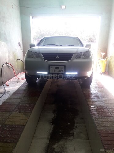 Mitsubishi Airtrek 2001, 240,000 km - 2.4 л - Bakı