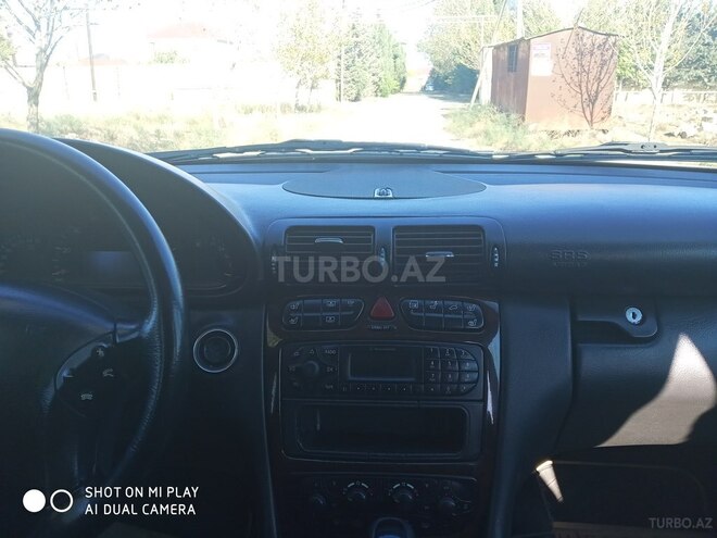 Mercedes C 240 2002, 389,000 km - 2.6 l - Bakı