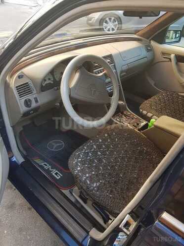 Mercedes C 220 1998, 310,000 km - 2.2 l - Bakı